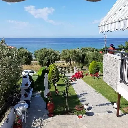 Ianos Apartment